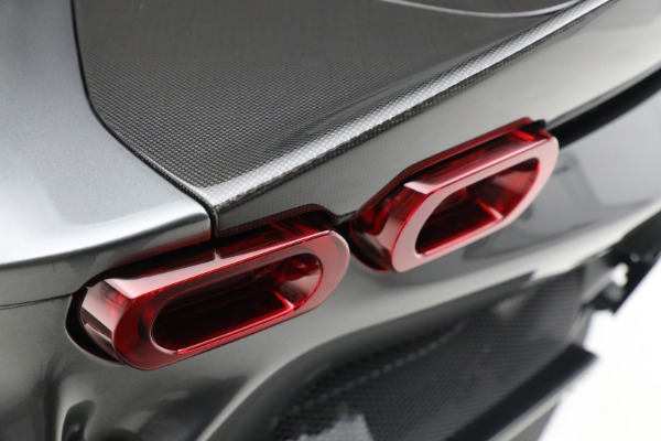 Used 2022 Ferrari SF90 Stradale for sale $739,900 at Alfa Romeo of Greenwich in Greenwich CT 06830 27