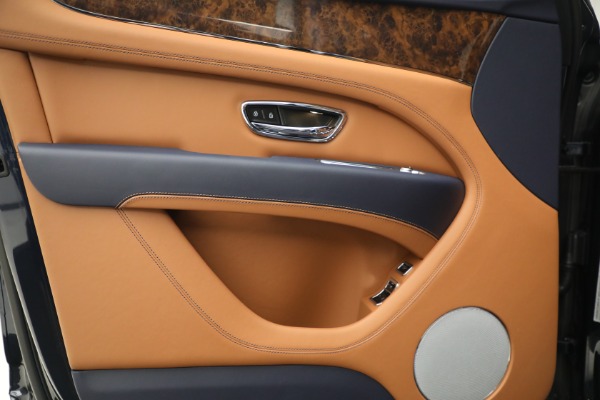 New 2023 Bentley Bentayga V8 for sale Sold at Alfa Romeo of Greenwich in Greenwich CT 06830 19
