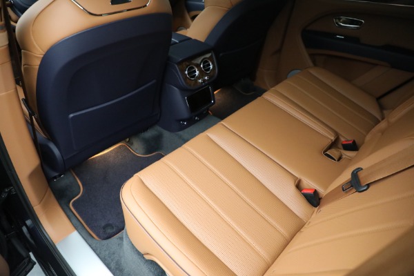 New 2023 Bentley Bentayga V8 for sale Sold at Alfa Romeo of Greenwich in Greenwich CT 06830 23