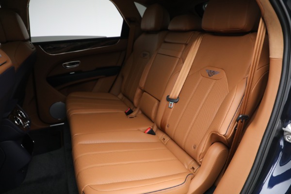 New 2023 Bentley Bentayga V8 for sale Sold at Alfa Romeo of Greenwich in Greenwich CT 06830 25