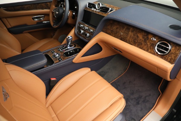 New 2023 Bentley Bentayga V8 for sale Sold at Alfa Romeo of Greenwich in Greenwich CT 06830 27