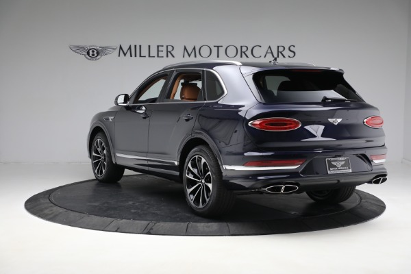 New 2023 Bentley Bentayga V8 for sale Sold at Alfa Romeo of Greenwich in Greenwich CT 06830 6