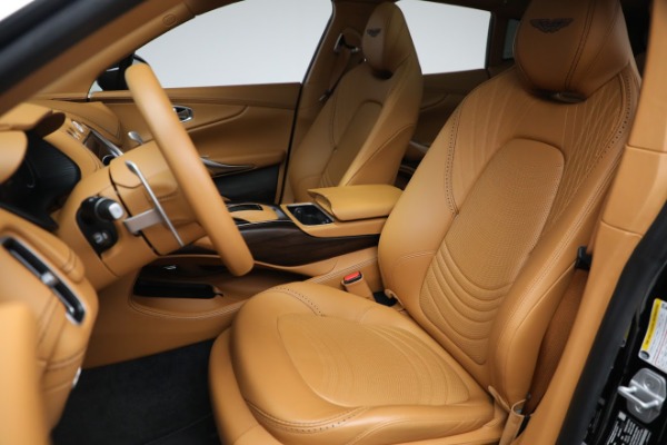 Used 2022 Aston Martin DBX for sale $169,900 at Alfa Romeo of Greenwich in Greenwich CT 06830 15