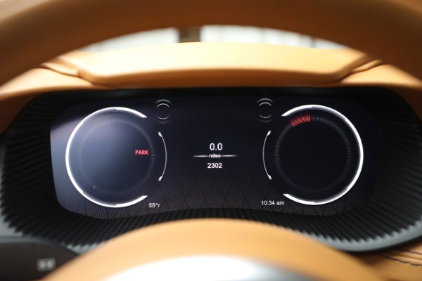 Used 2022 Aston Martin DBX for sale $169,900 at Alfa Romeo of Greenwich in Greenwich CT 06830 19