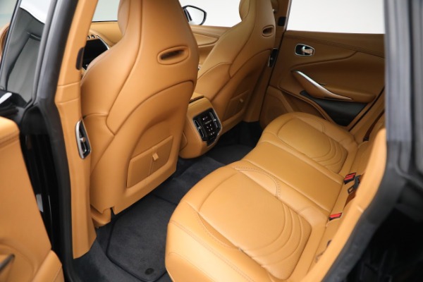 Used 2022 Aston Martin DBX for sale $169,900 at Alfa Romeo of Greenwich in Greenwich CT 06830 21