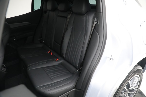 New 2023 Maserati Grecale GT for sale $70,197 at Alfa Romeo of Greenwich in Greenwich CT 06830 17