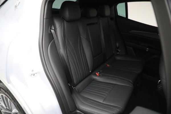 New 2023 Maserati Grecale GT for sale $70,197 at Alfa Romeo of Greenwich in Greenwich CT 06830 21