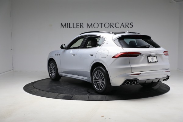 New 2023 Maserati Grecale GT for sale $70,197 at Alfa Romeo of Greenwich in Greenwich CT 06830 5