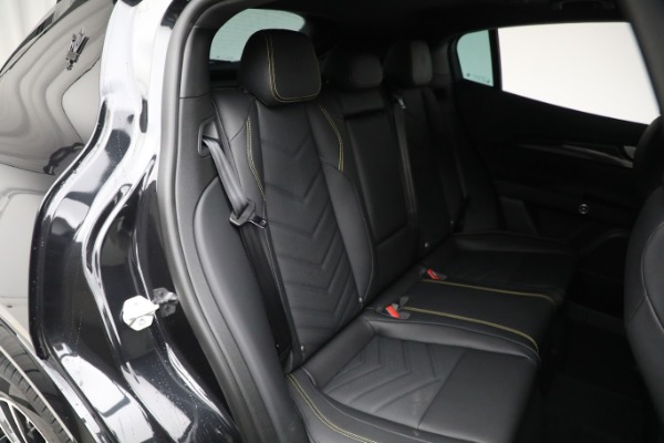 New 2023 Maserati Grecale Modena for sale $86,457 at Alfa Romeo of Greenwich in Greenwich CT 06830 19