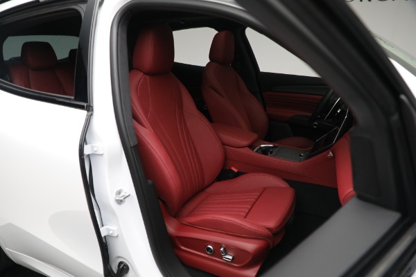 New 2023 Maserati Grecale Modena for sale $85,497 at Alfa Romeo of Greenwich in Greenwich CT 06830 19