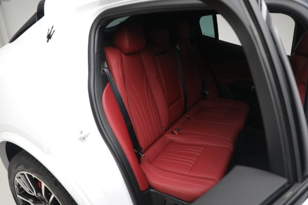 New 2023 Maserati Grecale Modena for sale $85,497 at Alfa Romeo of Greenwich in Greenwich CT 06830 21