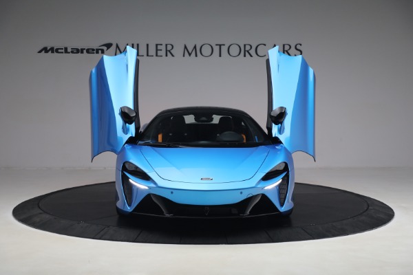 New 2023 McLaren Artura TechLux for sale Sold at Alfa Romeo of Greenwich in Greenwich CT 06830 13