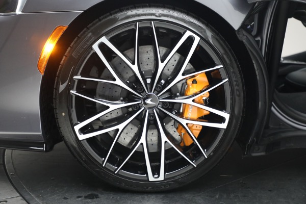 New 2023 McLaren GT for sale $216,098 at Alfa Romeo of Greenwich in Greenwich CT 06830 18