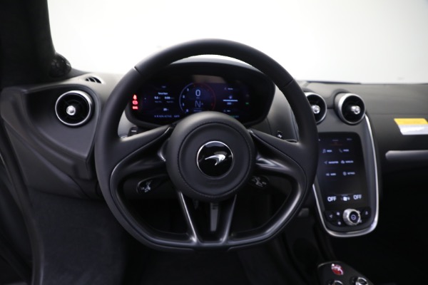 New 2023 McLaren GT for sale $216,098 at Alfa Romeo of Greenwich in Greenwich CT 06830 22