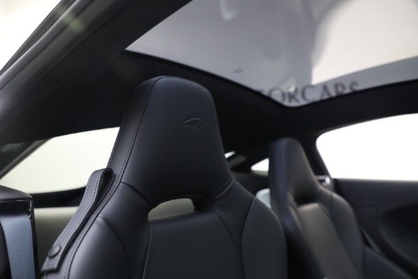 New 2023 McLaren GT for sale $216,098 at Alfa Romeo of Greenwich in Greenwich CT 06830 26