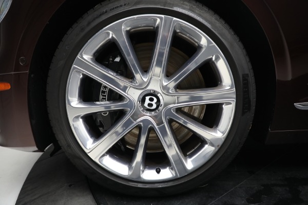 Used 2020 Bentley Flying Spur W12 for sale $199,900 at Alfa Romeo of Greenwich in Greenwich CT 06830 17