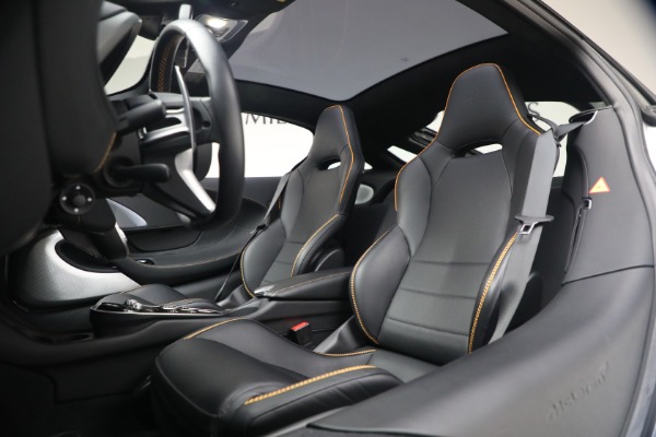 Used 2023 McLaren GT Luxe for sale $179,900 at Alfa Romeo of Greenwich in Greenwich CT 06830 24