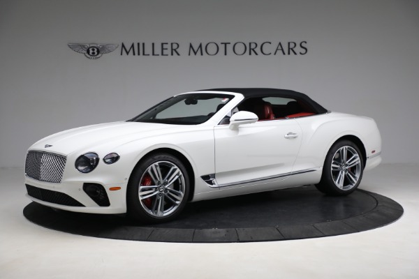 New 2023 Bentley Continental GTC V8 for sale $291,805 at Alfa Romeo of Greenwich in Greenwich CT 06830 14