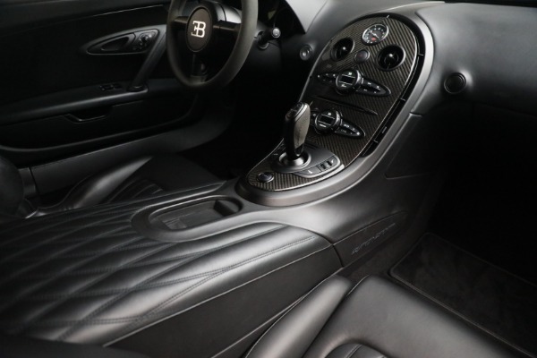 Used 2012 Bugatti Veyron 16.4 Super Sport for sale $3,350,000 at Alfa Romeo of Greenwich in Greenwich CT 06830 25