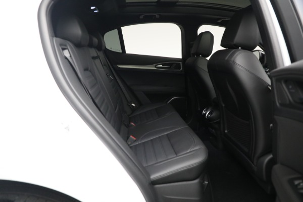 New 2023 Alfa Romeo Stelvio Veloce for sale $54,349 at Alfa Romeo of Greenwich in Greenwich CT 06830 20