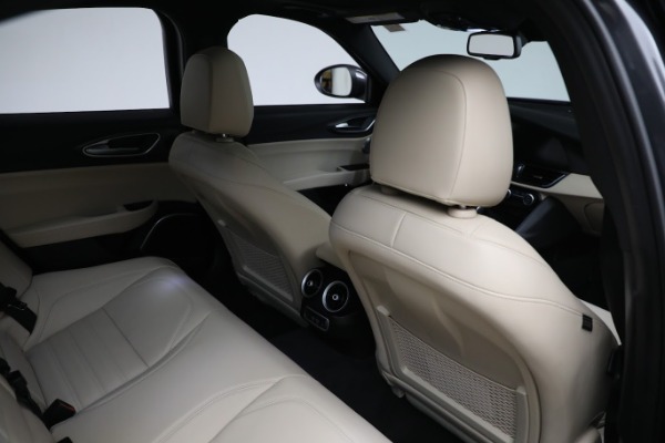 New 2023 Alfa Romeo Giulia Ti Lusso for sale $50,370 at Alfa Romeo of Greenwich in Greenwich CT 06830 18