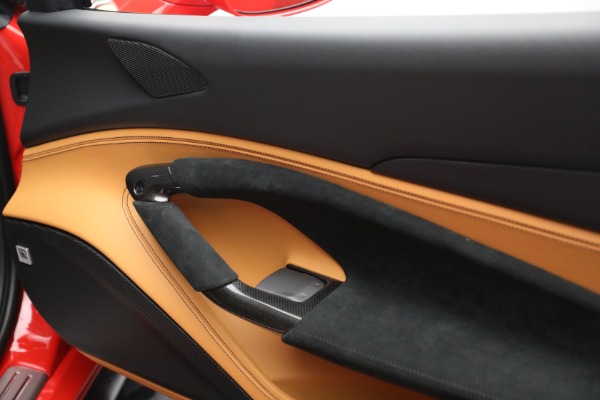 Used 2022 Ferrari F8 Tributo for sale $424,900 at Alfa Romeo of Greenwich in Greenwich CT 06830 21