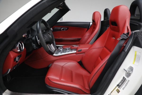 Used 2012 Mercedes-Benz SLS AMG for sale $149,900 at Alfa Romeo of Greenwich in Greenwich CT 06830 20