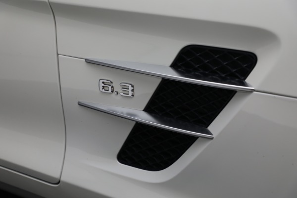 Used 2012 Mercedes-Benz SLS AMG for sale $149,900 at Alfa Romeo of Greenwich in Greenwich CT 06830 27
