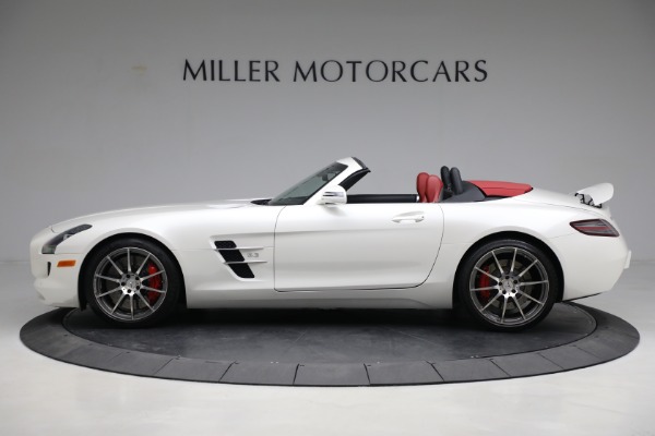 Used 2012 Mercedes-Benz SLS AMG for sale $149,900 at Alfa Romeo of Greenwich in Greenwich CT 06830 3