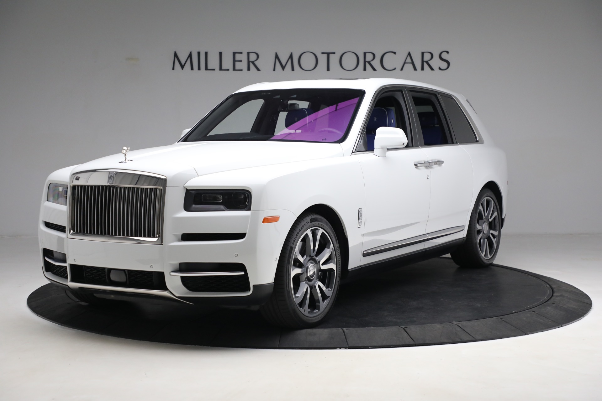 Used 2022 Rolls-Royce Cullinan for sale $335,900 at Alfa Romeo of Greenwich in Greenwich CT 06830 1