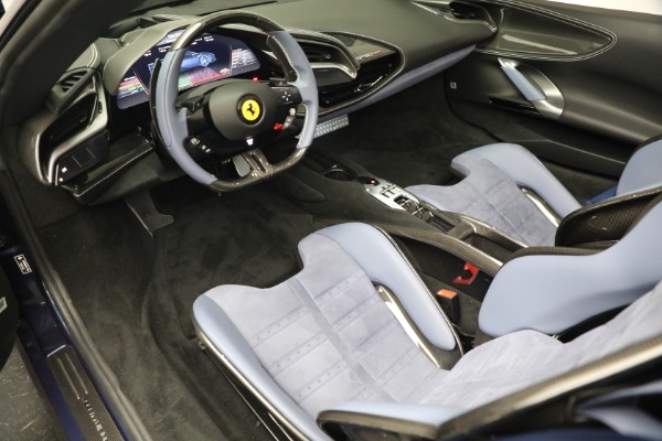 Used 2022 Ferrari SF90 Spider for sale $879,900 at Alfa Romeo of Greenwich in Greenwich CT 06830 17