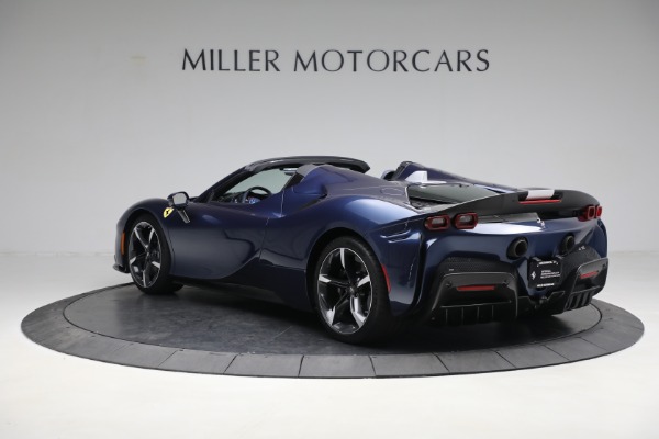 Used 2022 Ferrari SF90 Spider for sale $879,900 at Alfa Romeo of Greenwich in Greenwich CT 06830 5
