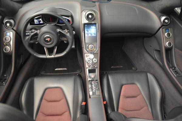 Used 2013 McLaren MP4-12C Base for sale Sold at Alfa Romeo of Greenwich in Greenwich CT 06830 25