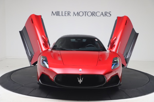 New 2023 Maserati MC20 for sale $310,895 at Alfa Romeo of Greenwich in Greenwich CT 06830 24