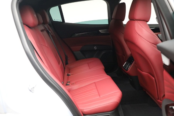 New 2023 Maserati Grecale Modena for sale $90,197 at Alfa Romeo of Greenwich in Greenwich CT 06830 21