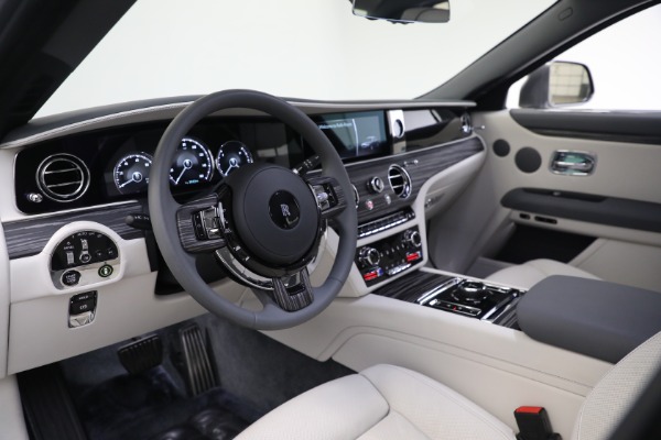 Used 2022 Rolls-Royce Ghost for sale $365,900 at Alfa Romeo of Greenwich in Greenwich CT 06830 14