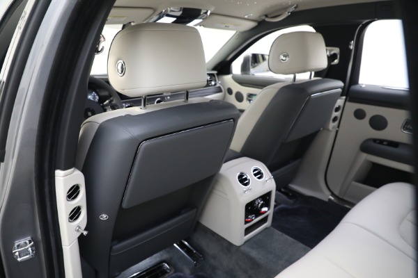 Used 2022 Rolls-Royce Ghost for sale $365,900 at Alfa Romeo of Greenwich in Greenwich CT 06830 17