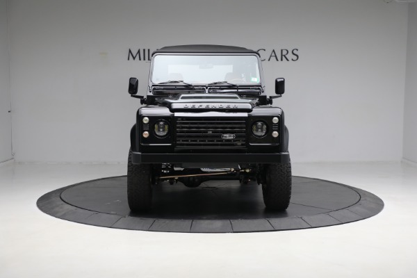 Used 1993 Land Rover Defender 110 for sale $195,900 at Alfa Romeo of Greenwich in Greenwich CT 06830 14