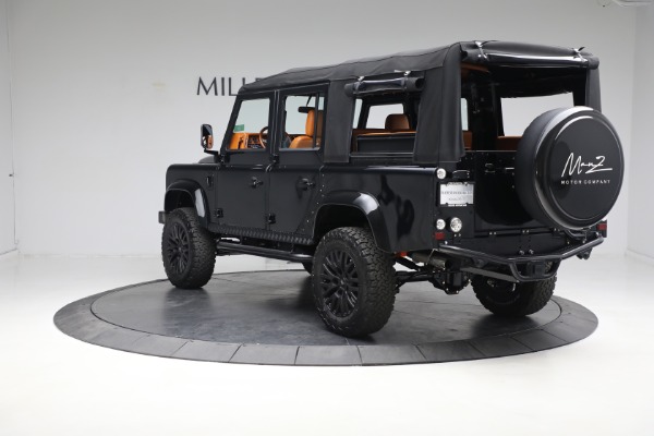 Used 1993 Land Rover Defender 110 for sale $195,900 at Alfa Romeo of Greenwich in Greenwich CT 06830 5