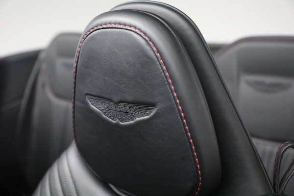 Used 2019 Aston Martin DB11 Volante for sale $129,900 at Alfa Romeo of Greenwich in Greenwich CT 06830 27