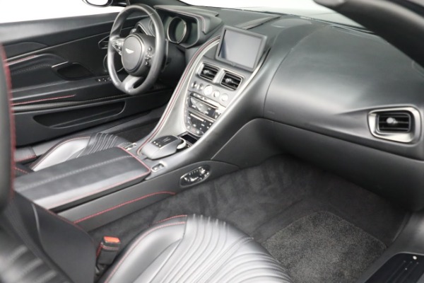 Used 2019 Aston Martin DB11 Volante for sale $129,900 at Alfa Romeo of Greenwich in Greenwich CT 06830 28