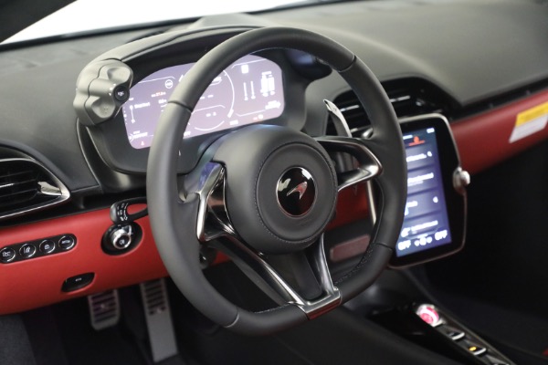 New 2023 McLaren Artura TechLux for sale $274,210 at Alfa Romeo of Greenwich in Greenwich CT 06830 23