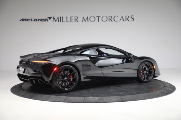 New 2023 McLaren Artura TechLux for sale $274,210 at Alfa Romeo of Greenwich in Greenwich CT 06830 8