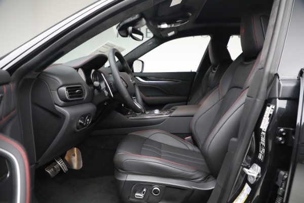 New 2023 Maserati Levante Modena for sale $120,075 at Alfa Romeo of Greenwich in Greenwich CT 06830 13