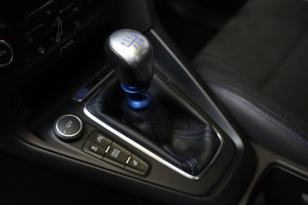 Used 2018 Ford Focus RS for sale Call for price at Alfa Romeo of Greenwich in Greenwich CT 06830 16