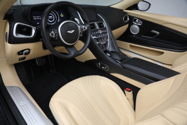 Used 2019 Aston Martin DB11 Volante for sale $139,900 at Alfa Romeo of Greenwich in Greenwich CT 06830 18