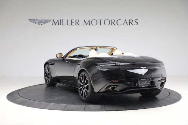 Used 2019 Aston Martin DB11 Volante for sale $139,900 at Alfa Romeo of Greenwich in Greenwich CT 06830 4