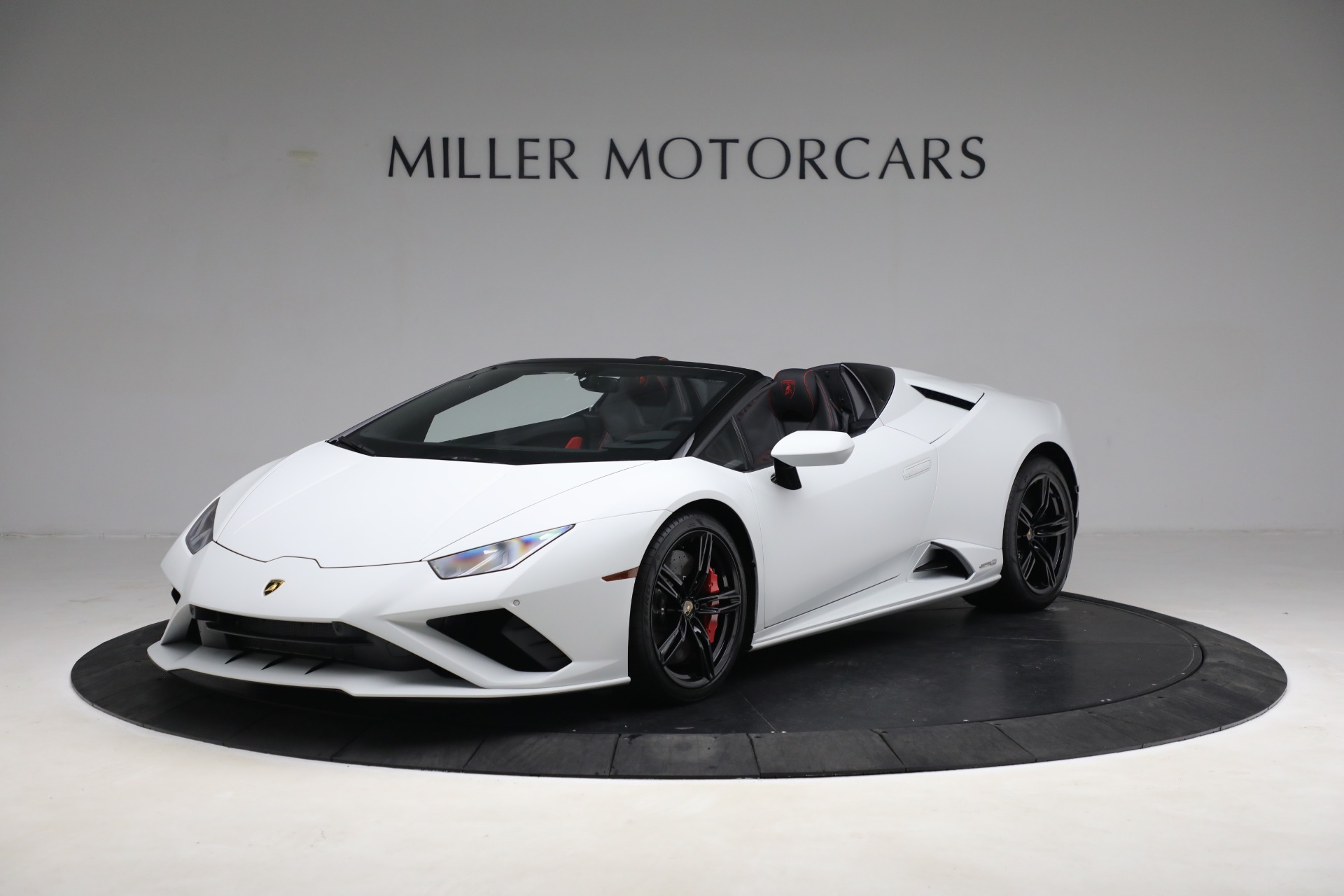 Used 2021 Lamborghini Huracan LP 610-2 EVO Spyder for sale $289,900 at Alfa Romeo of Greenwich in Greenwich CT 06830 1