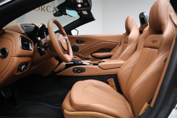 New 2023 Aston Martin Vantage V8 for sale $201,486 at Alfa Romeo of Greenwich in Greenwich CT 06830 20