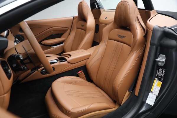 New 2023 Aston Martin Vantage V8 for sale $201,486 at Alfa Romeo of Greenwich in Greenwich CT 06830 21